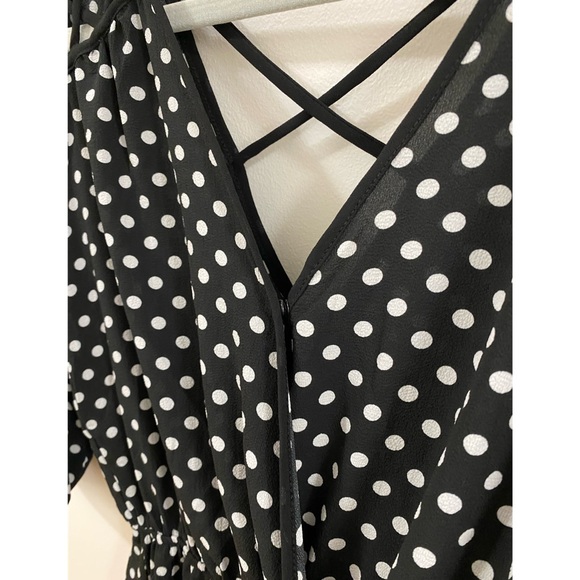 Black and White Polka Dot Romper Size Large - Picture 3 of 5